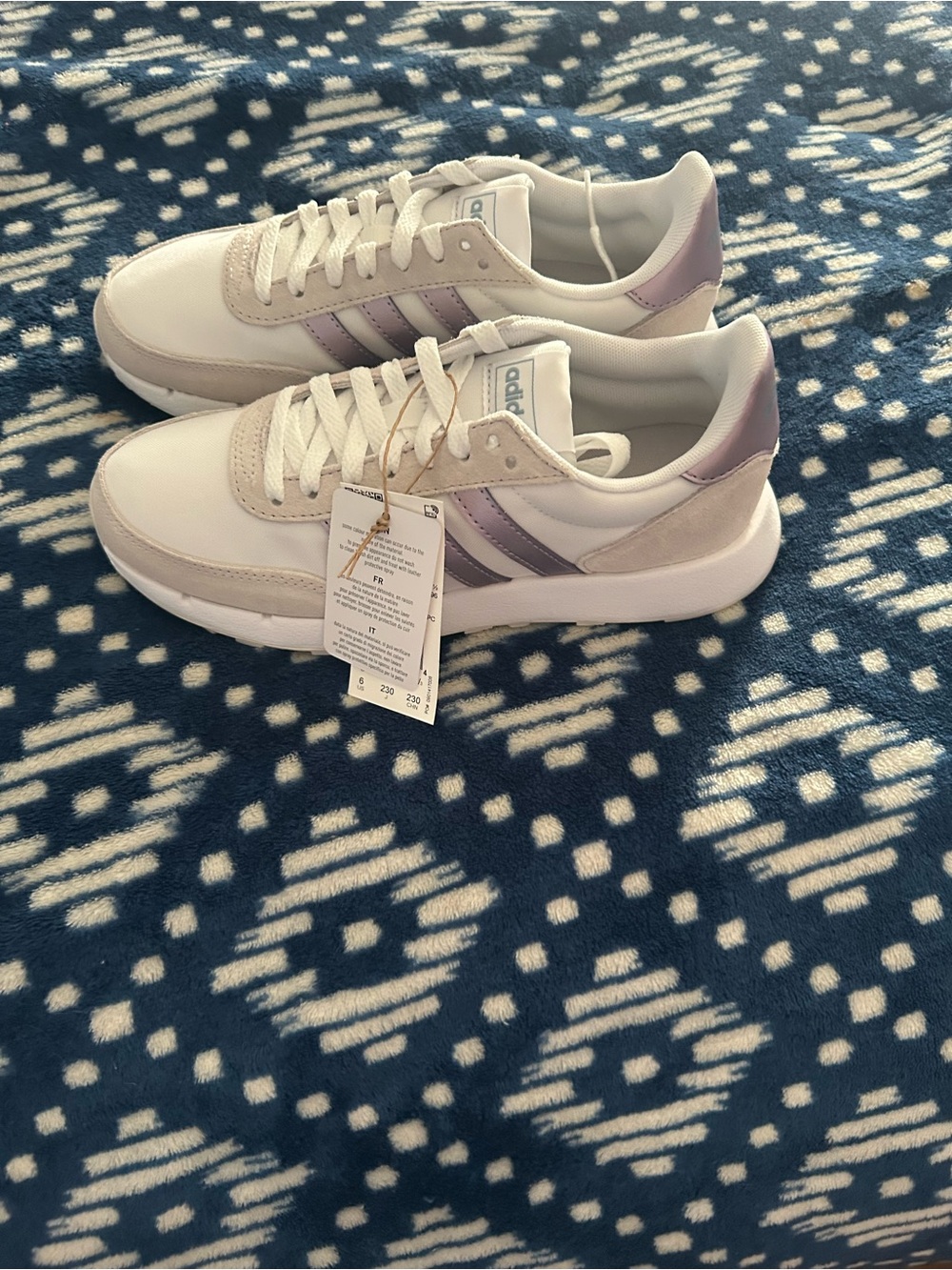 adidas Women’s White Sneakers with Light Pink Stripes - Picture 3 of 8